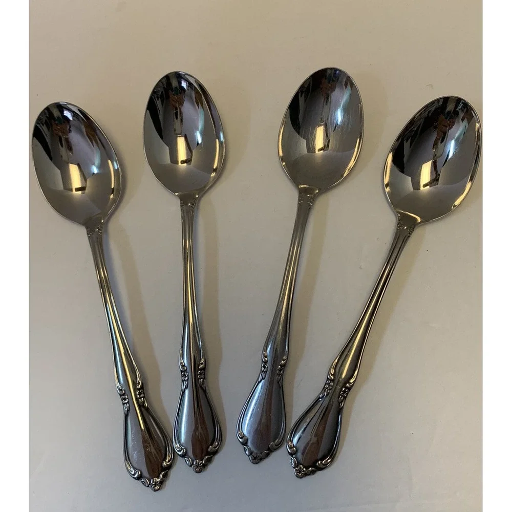 Lot of 4 Oneida Oneidacraft Chateau Deluxe Stainless Steel Teaspoons